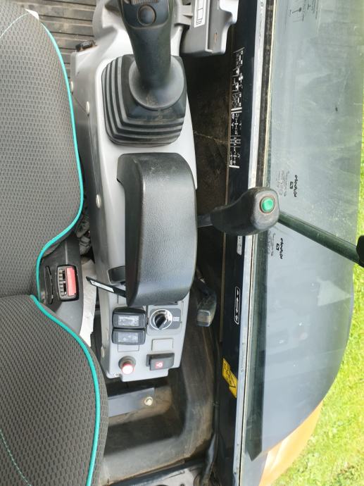 Mini-pelle Kubota KX 030-4, 2T8, 2021 – Image 11