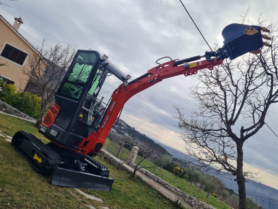 Mini-pelle Kubota D722, 2T1, 2024 – Image 8