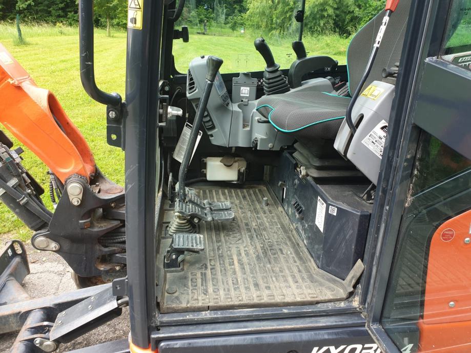 Mini-pelle Kubota KX 030-4, 2T8, 2021 – Image 14