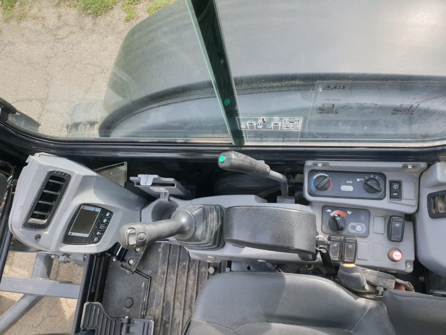 Mini-pelle Kubota KX 042-4A, 4T2, 2022 – Image 11