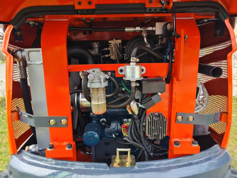 Mini-pelle Kubota D722, 2T1, 2024 – Image 14
