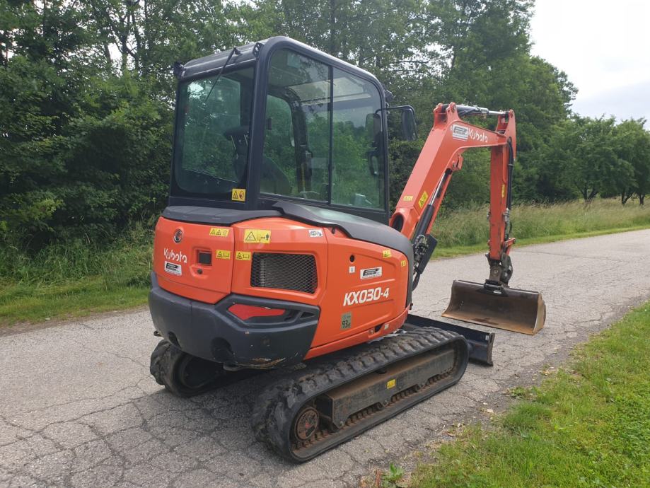 Mini-pelle Kubota KX 030-4, 2T8, 2021 – Image 19